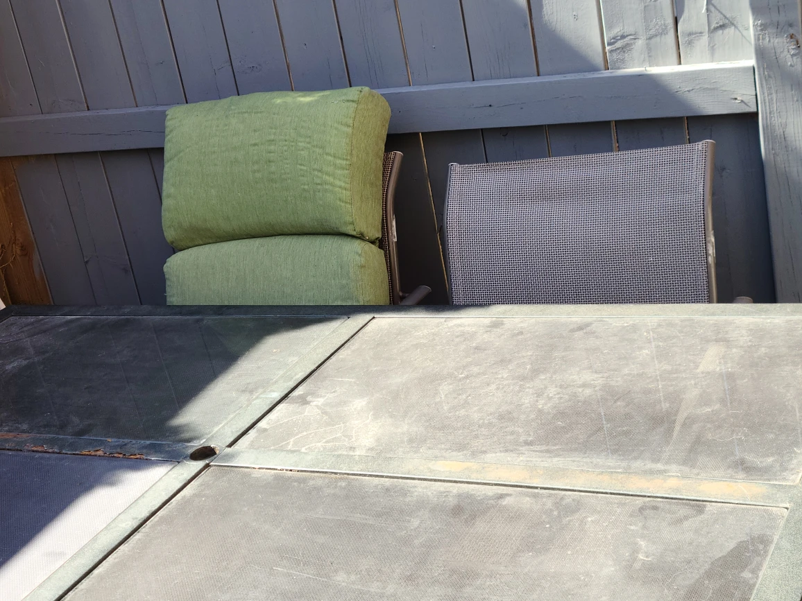 patio chairs and table - photo 4