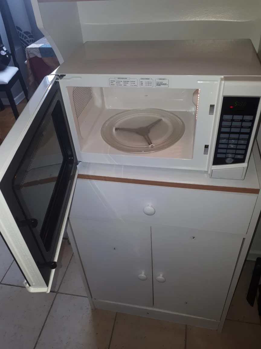 Microwave - photo 3