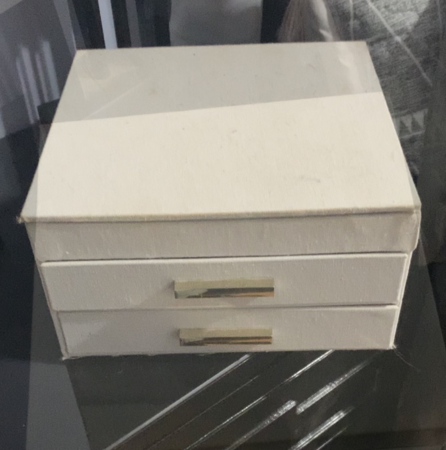 Jewellery box