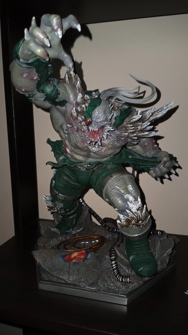 Doomsday 1/10 scale statue by Iron Studios image indicator(3)