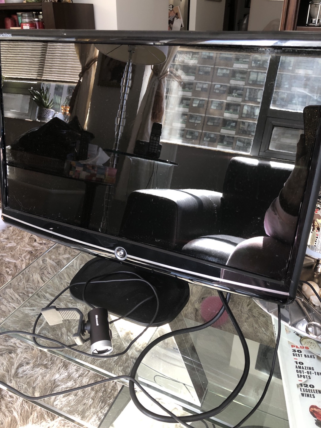 Computer Screen w Microsoft camera  thumbnail