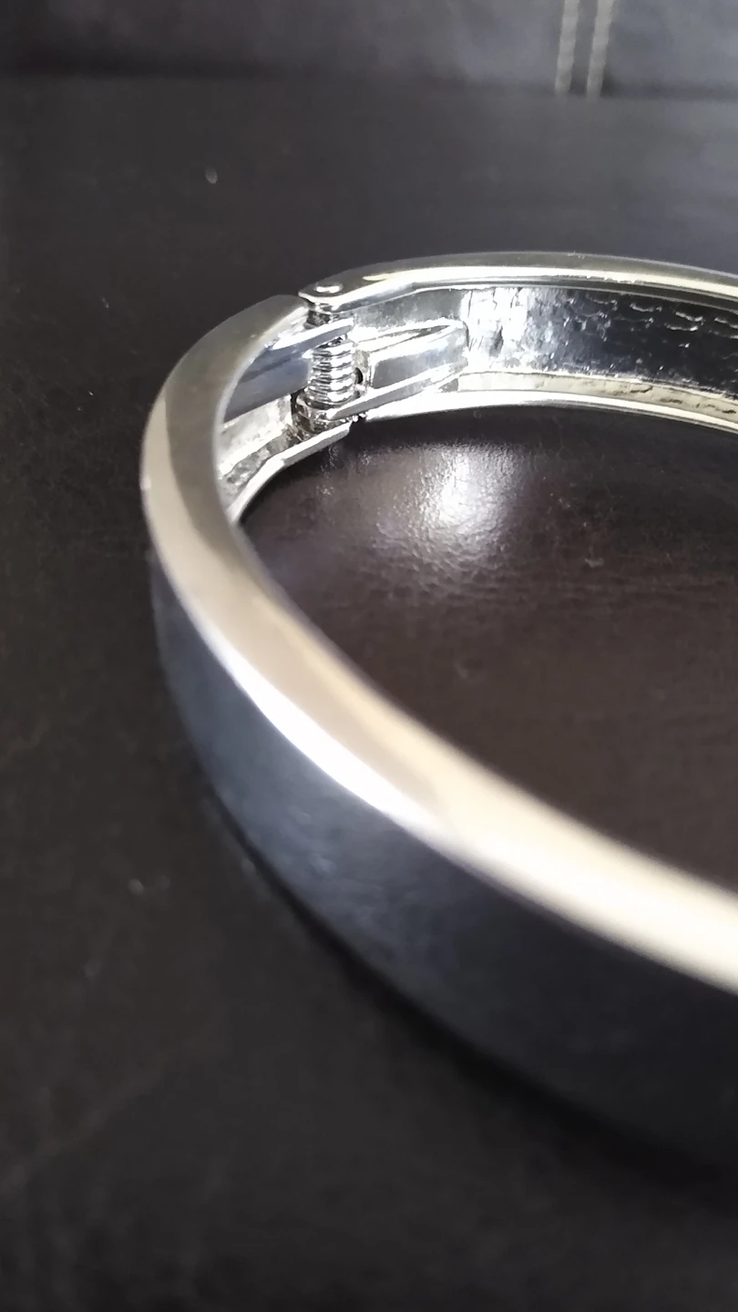 bangle NEW (SOLD in another app) image indicator(4)