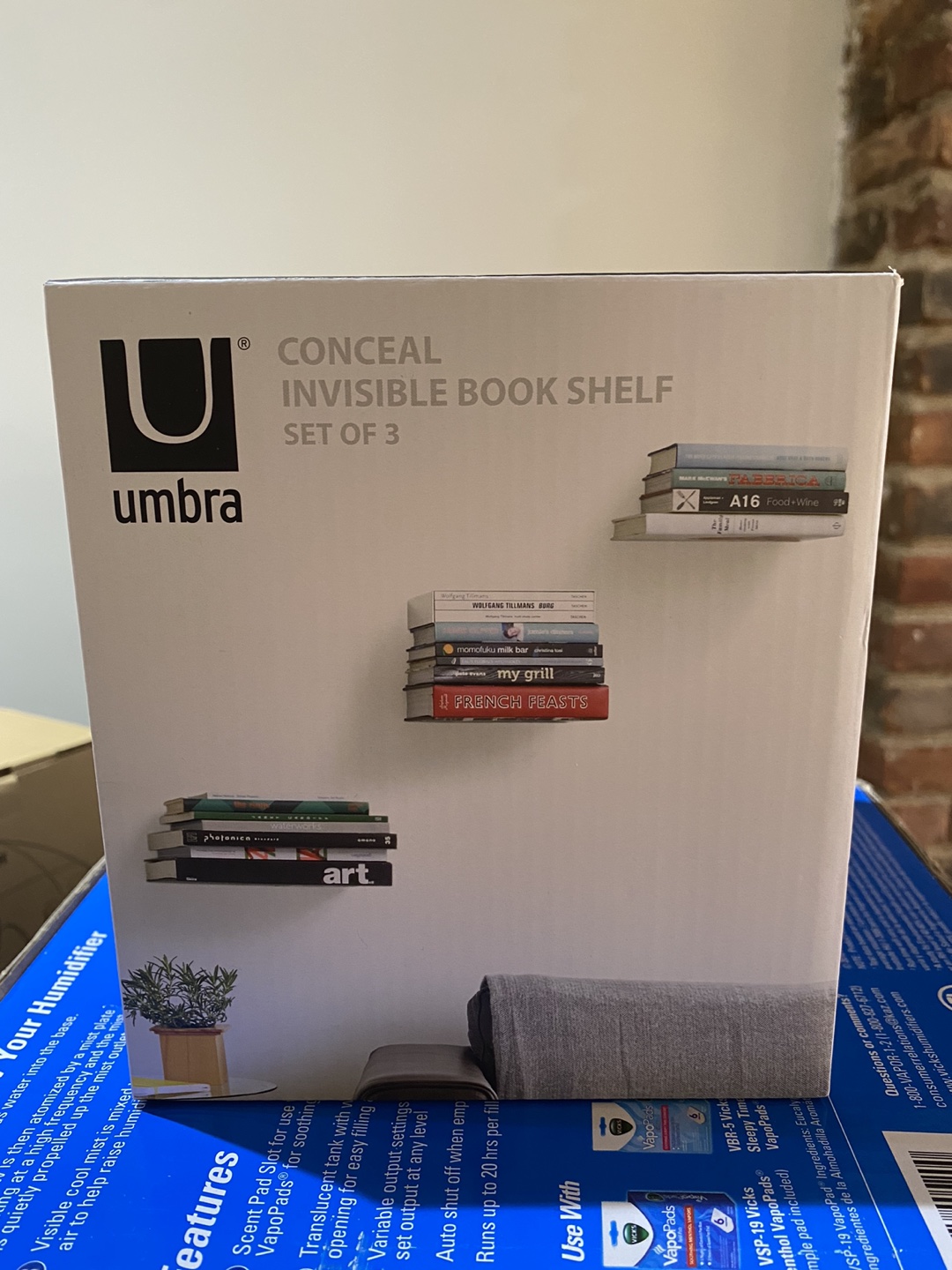 Books shelves invisible (wall mounting) image indicator(2)