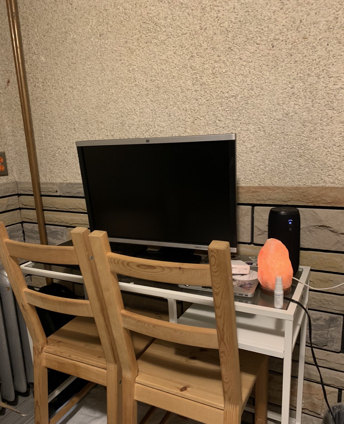  Chairs chairs chairs