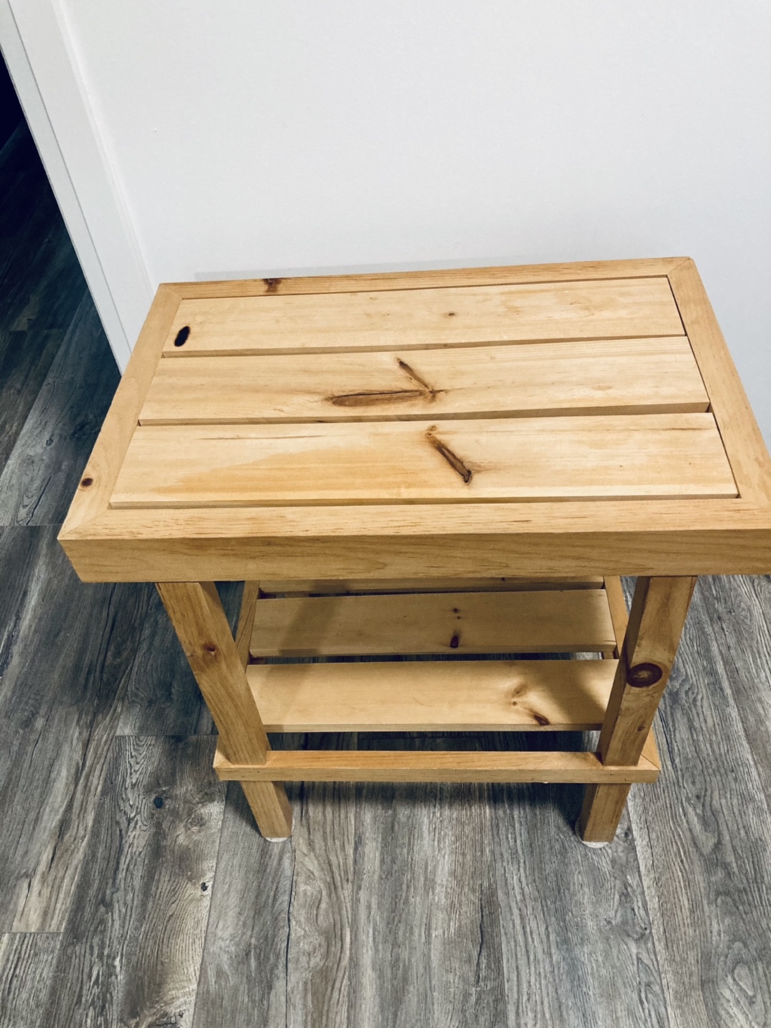 Small table  thumbnail