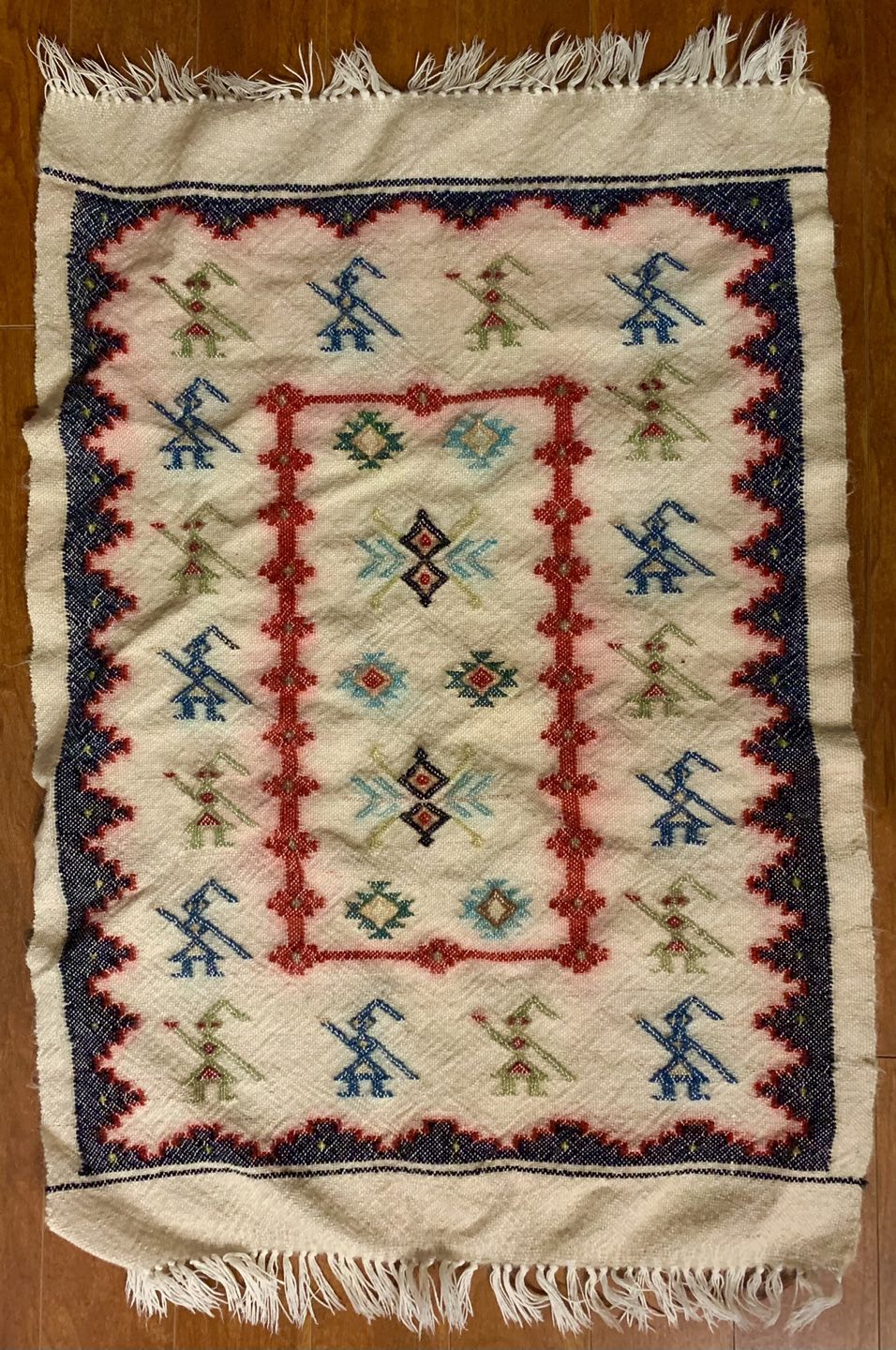 Beautiful carpet - native motif thumbnail