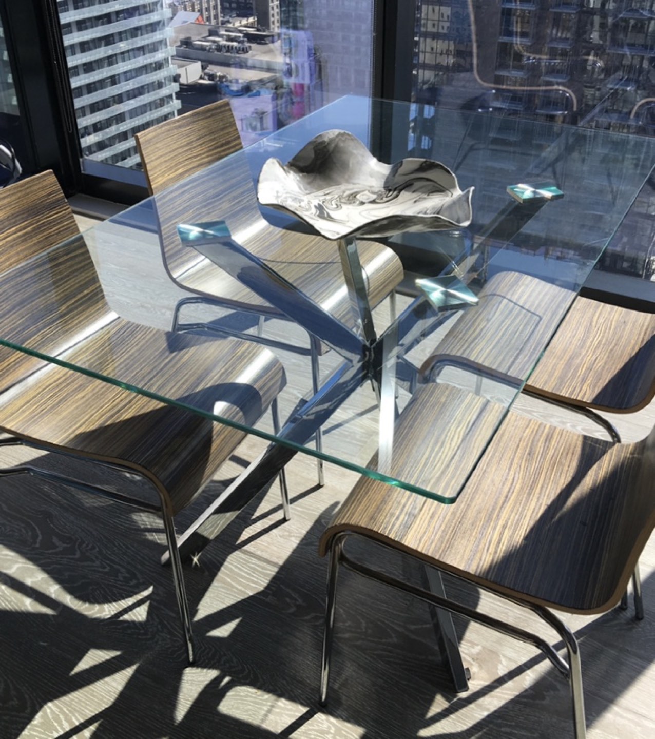 4 chairs -Toronto  - photo 2