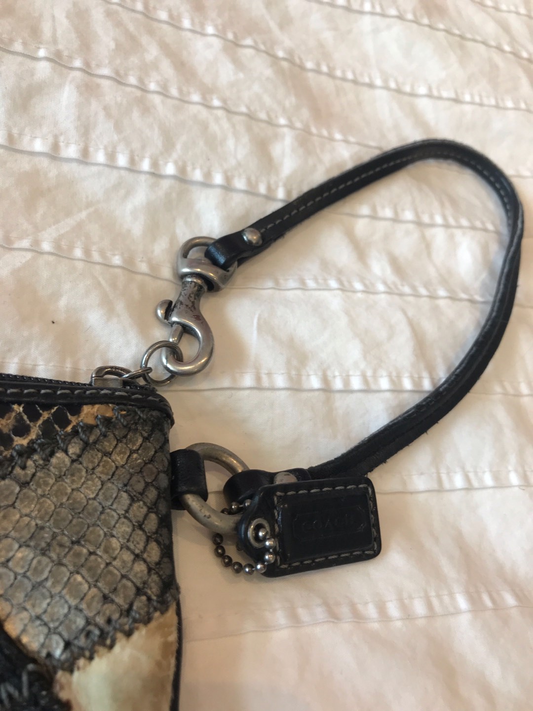 Coach Wristlet  image indicator(4)