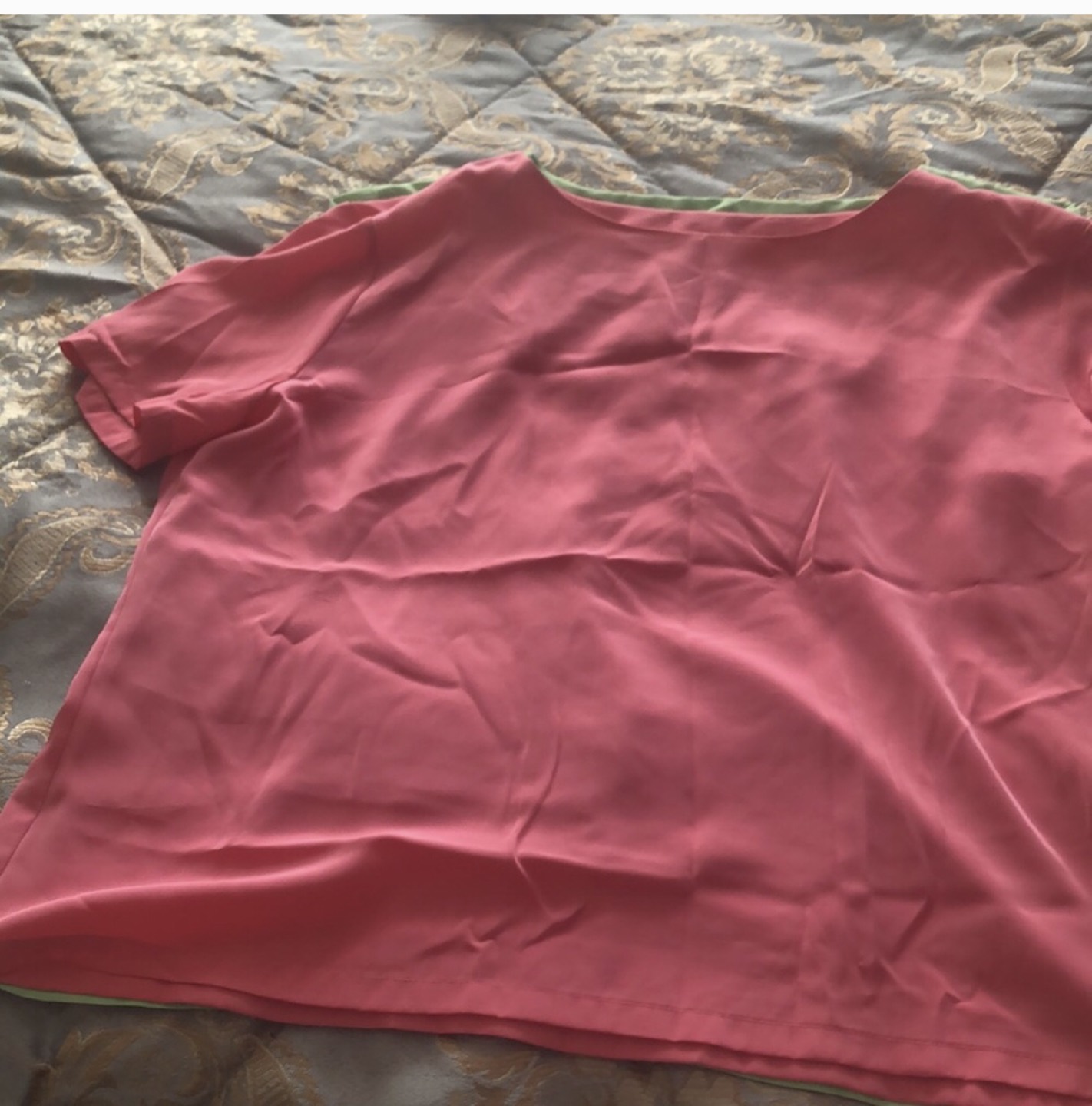 Three medium tops - photo 3