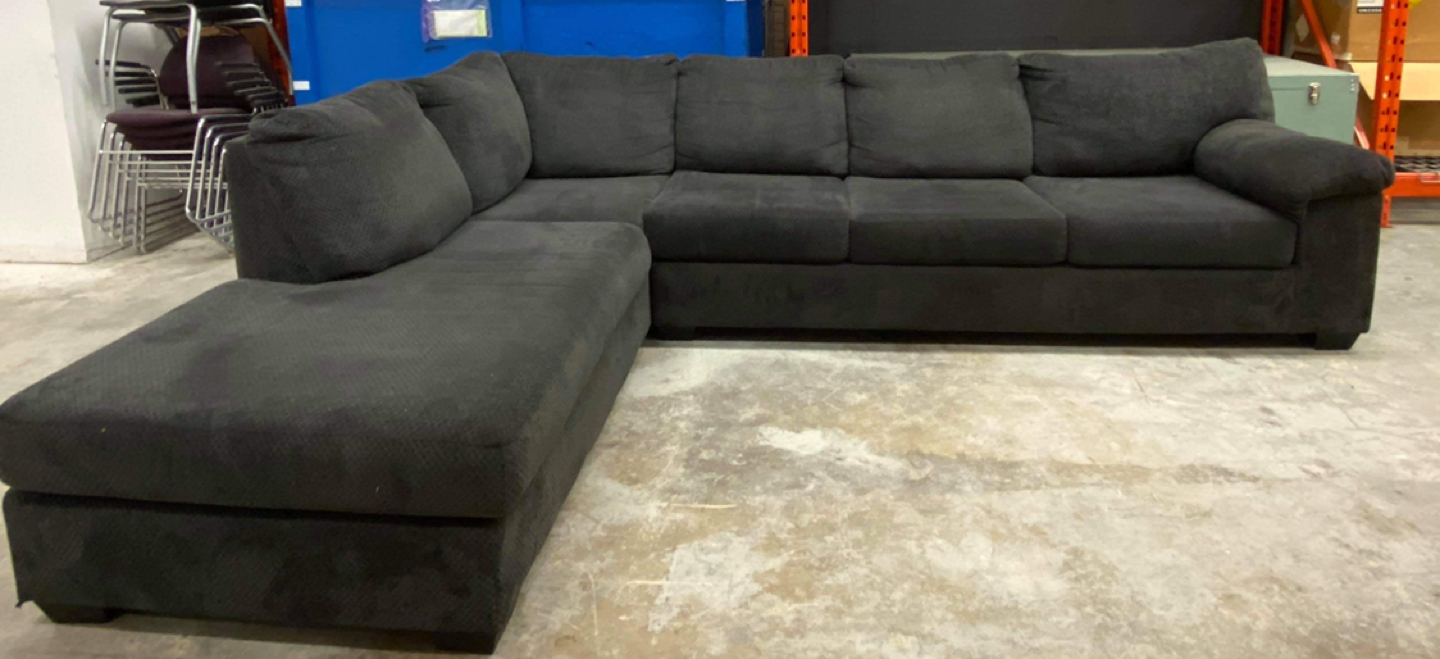 Sectional Couch - photo 2
