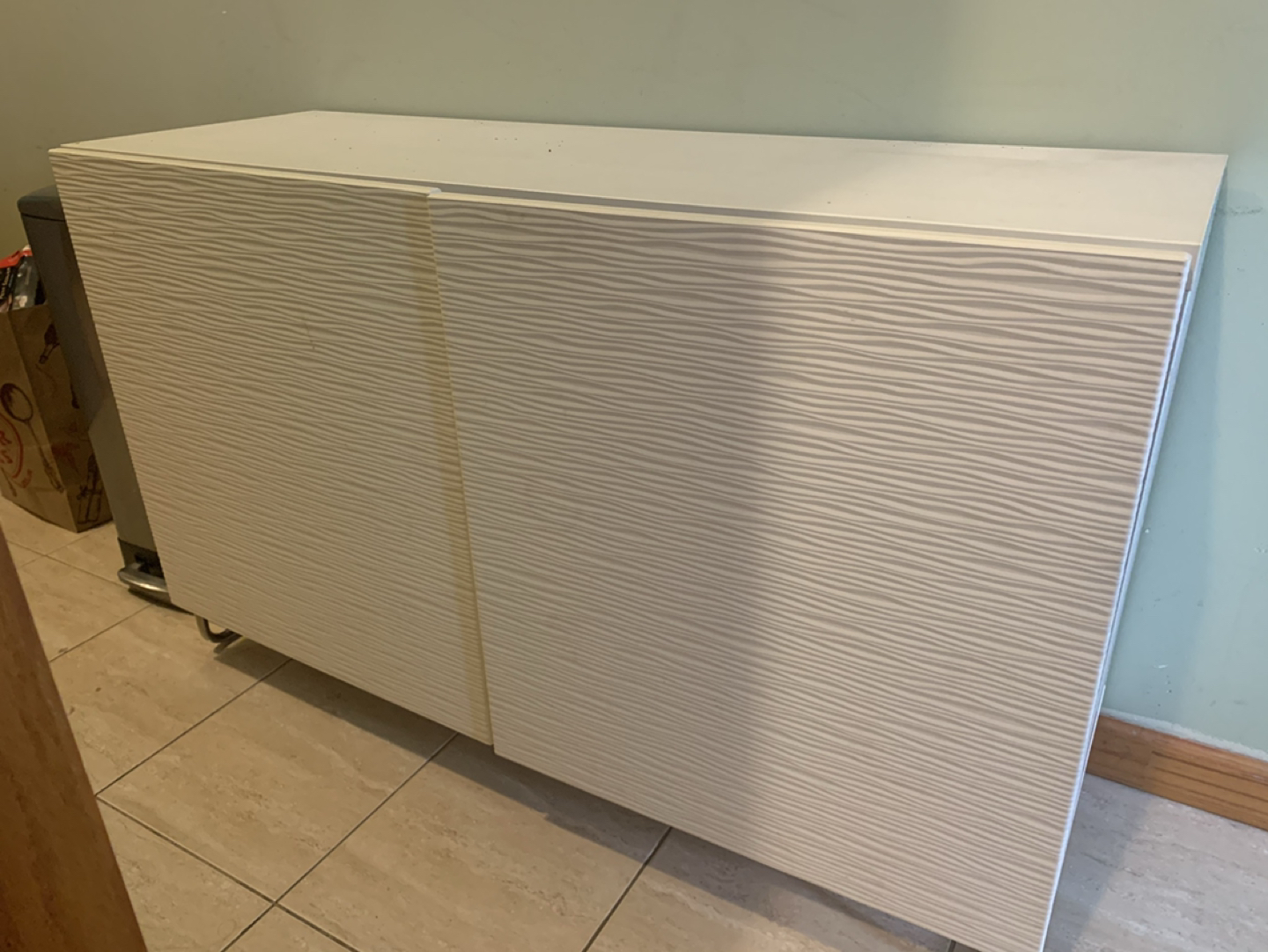 White sidetable / Tv console 