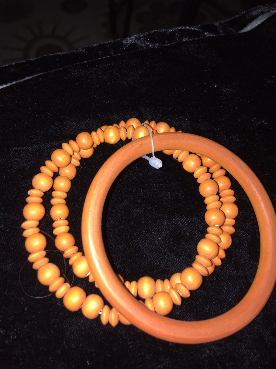 Bracelets image indicator(4)