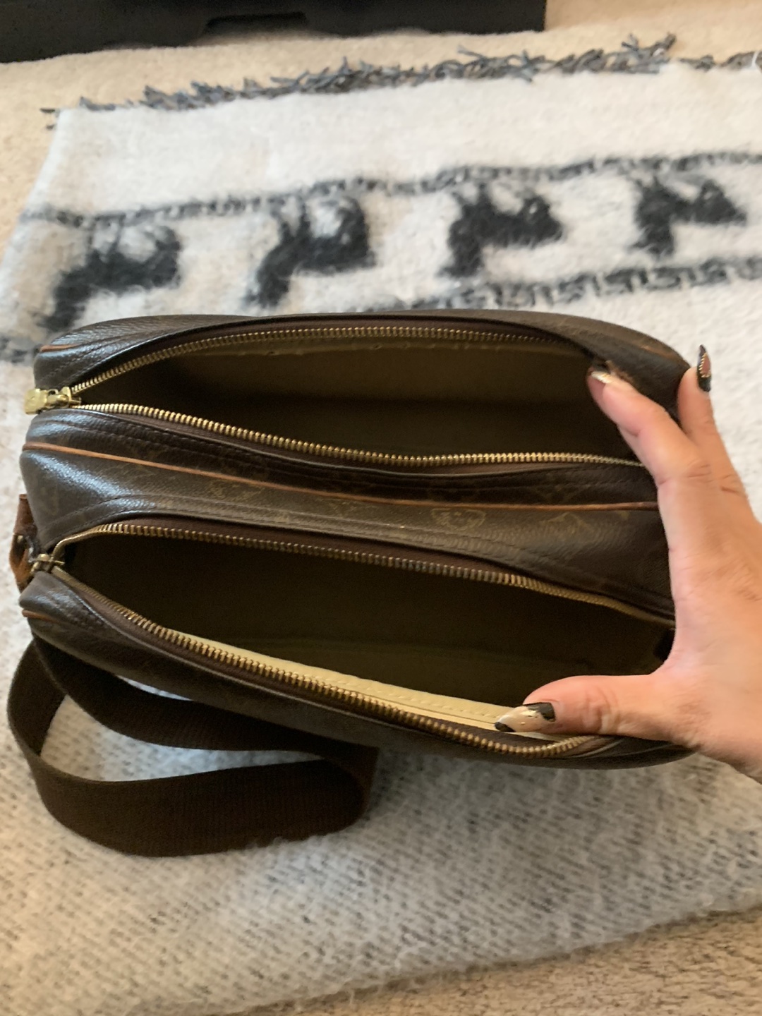 Louis Vuitton cross bag - photo 4
