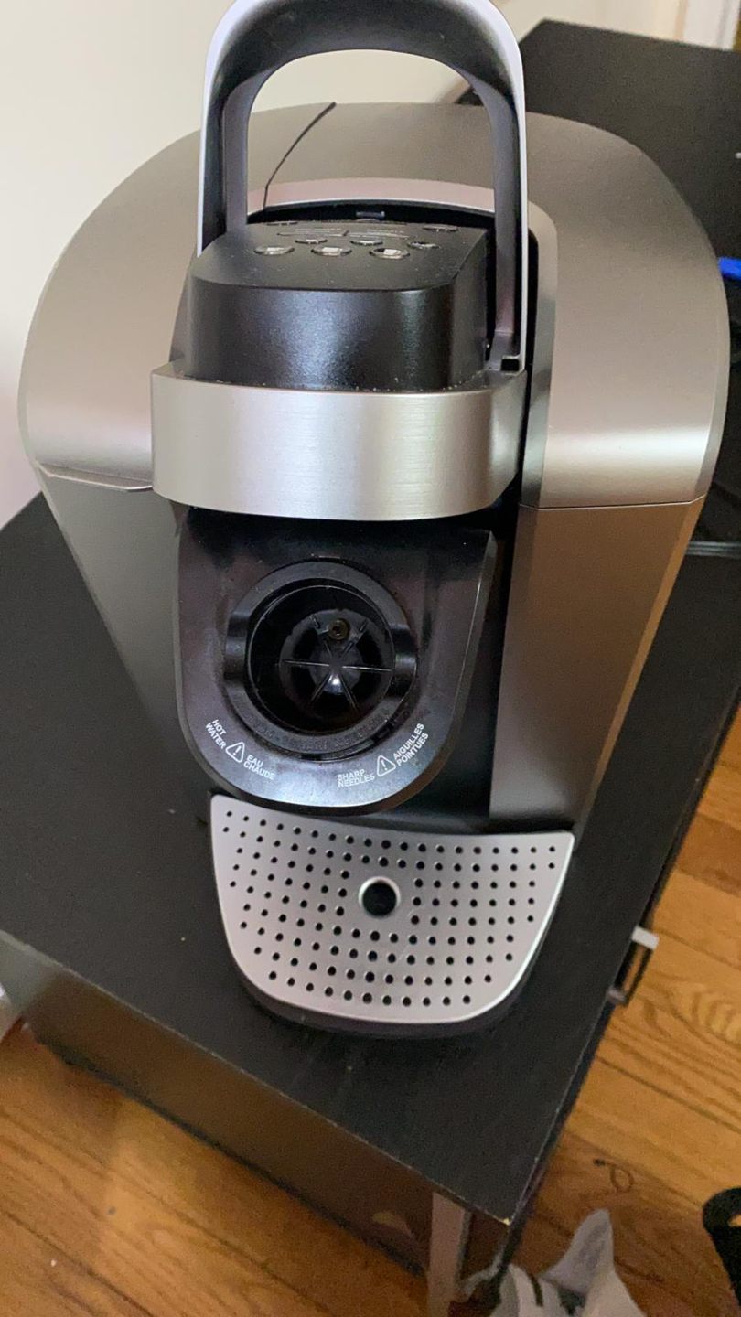 KEURIG COFFEE MAKER  - photo 3