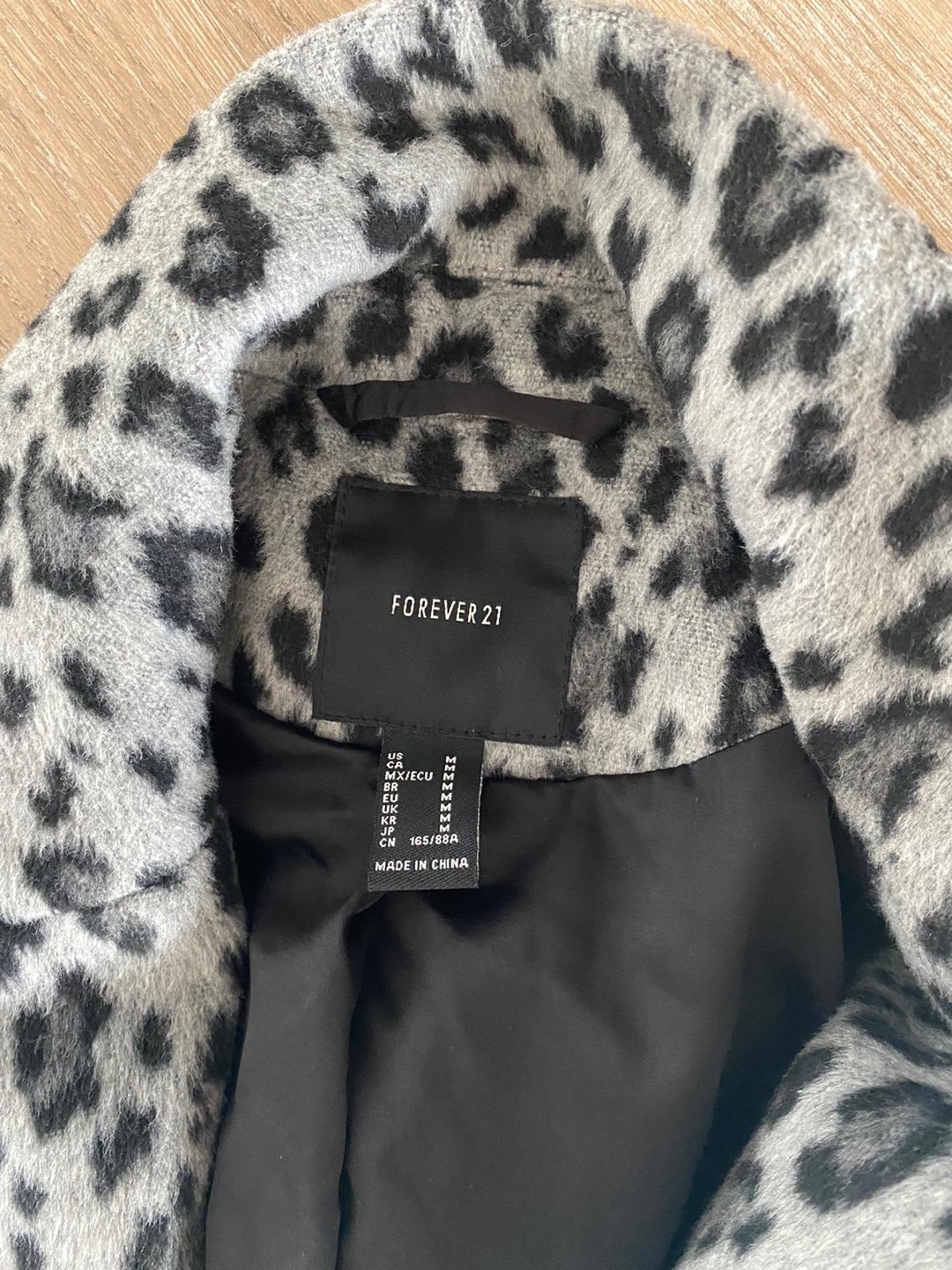 Leopard Gray Coat  thumbnail