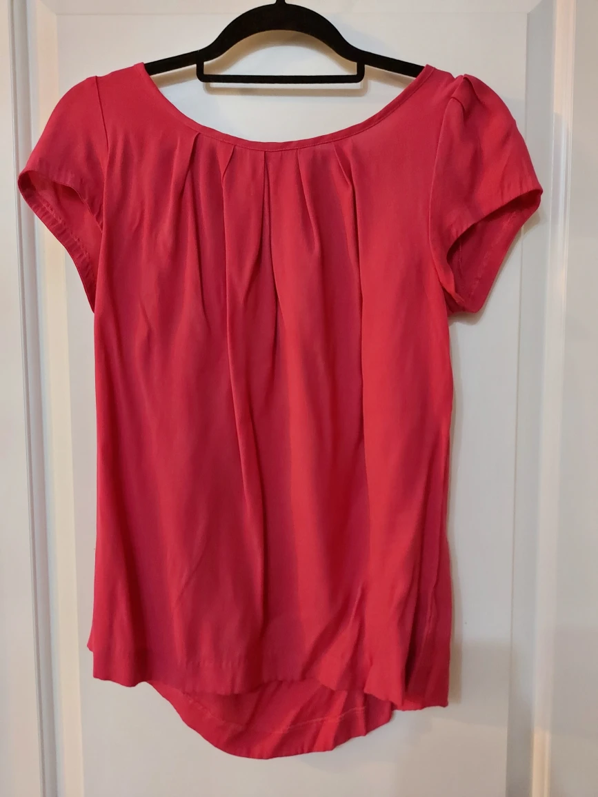 L fuschia top thumbnail