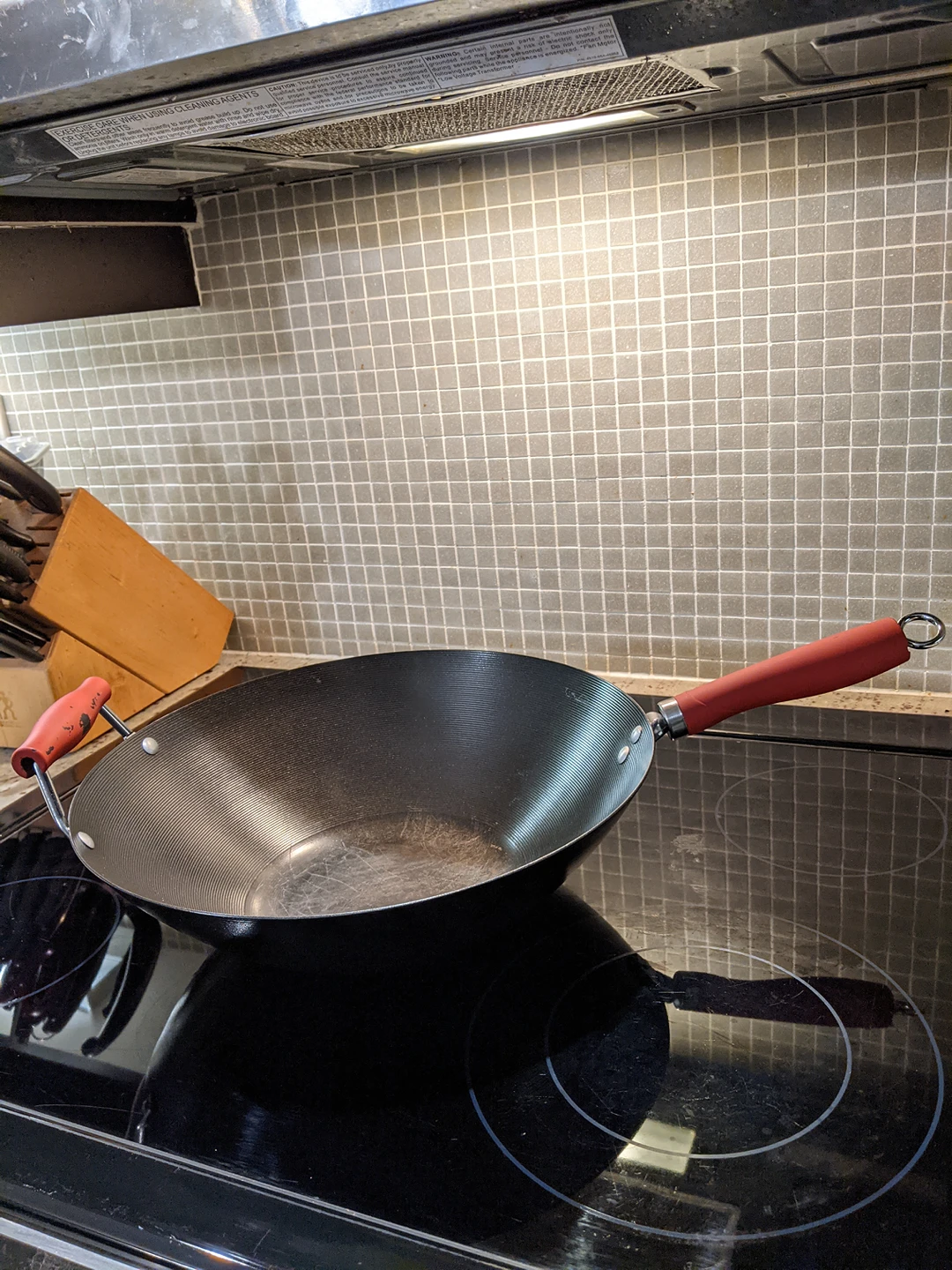 Non-Stick Wok thumbnail