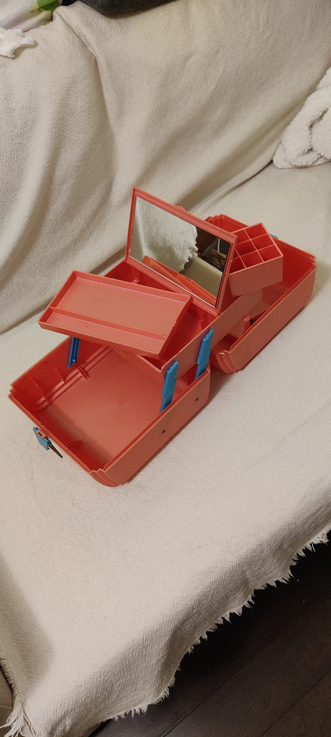 Portable Makeup and Toiletry Case #IWD