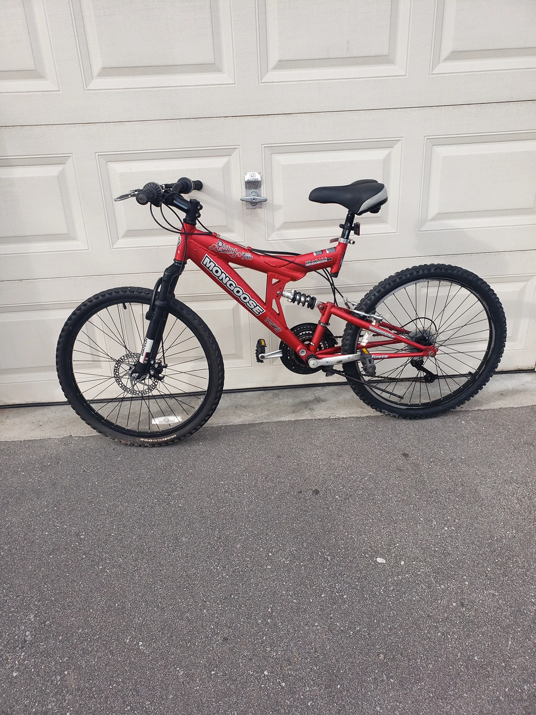 Amazing Mountain 24inch tires with dual suspension thumbnail