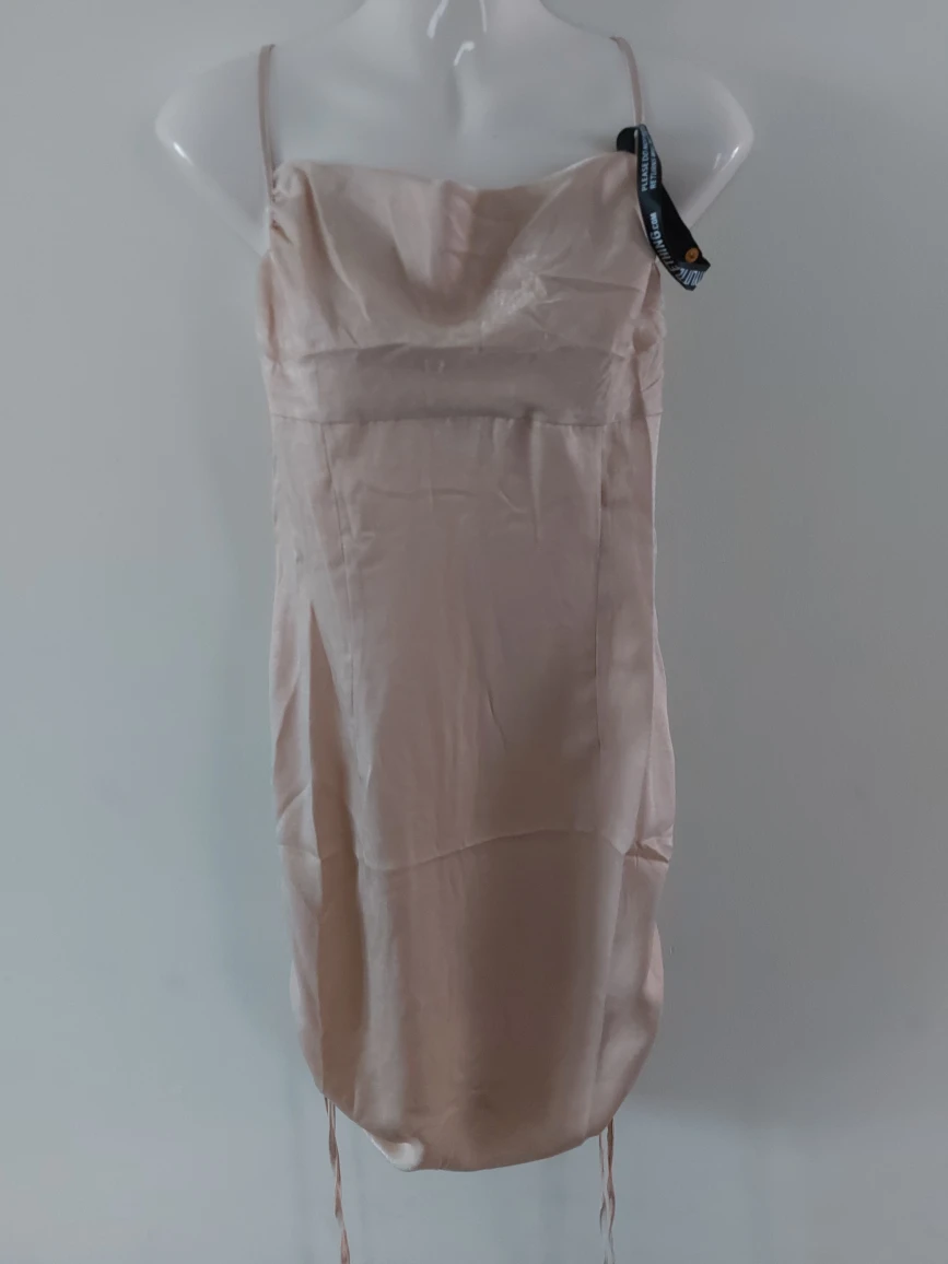 ladies dress pretty little things size 4