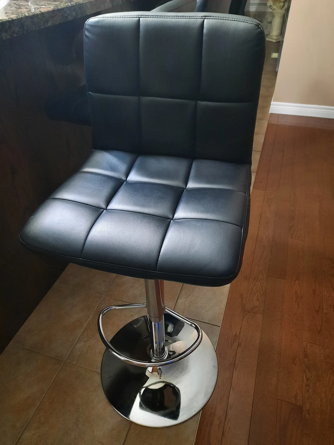 bar/ island stools