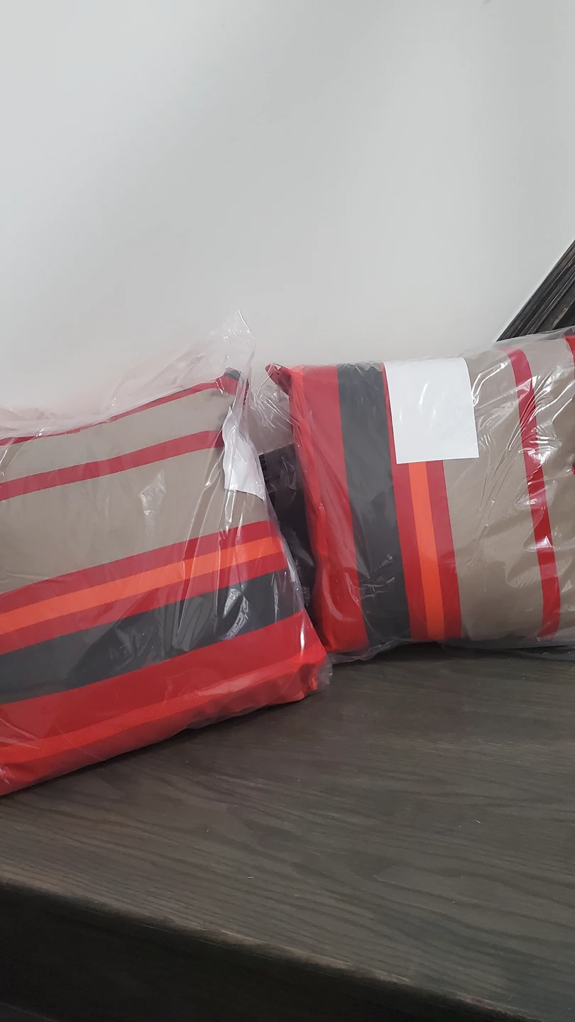 Patio throw pillows - photo 4