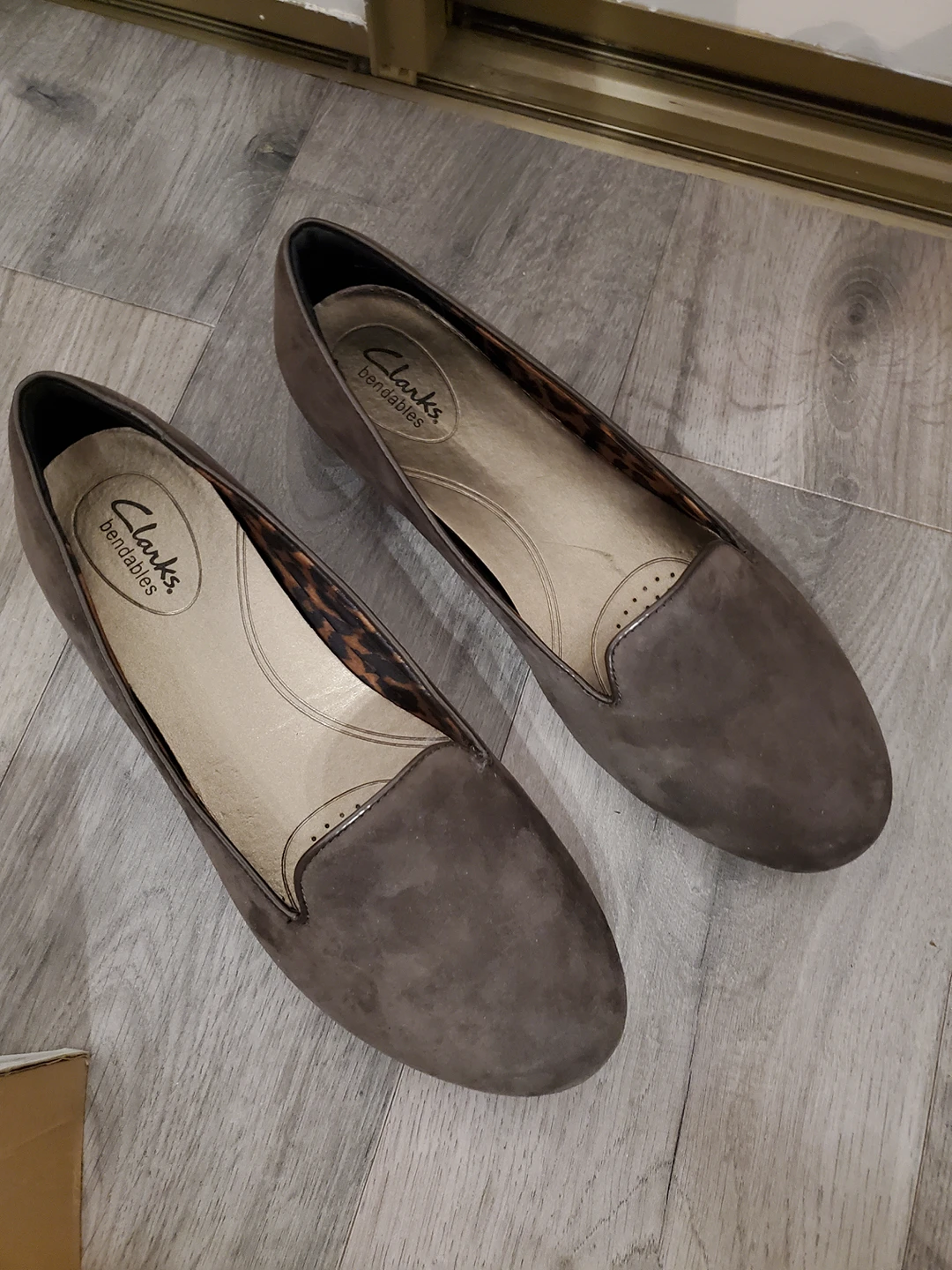 Ladies suede shoes.  Like new condition thumbnail