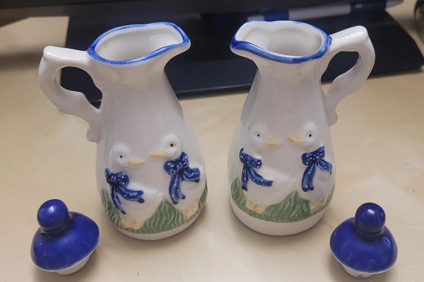 Mini Ceramic Creamer/Pitcher/Sauce Pitcher - photo 3