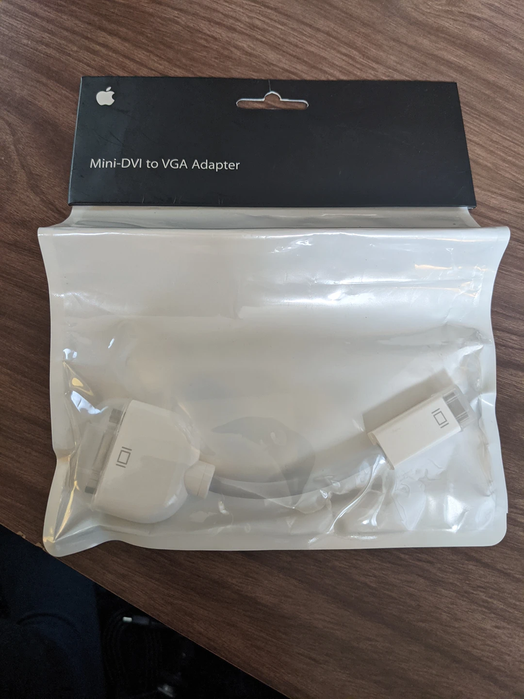 Apple MINI-DVI to VGA Adapter NEW thumbnail
