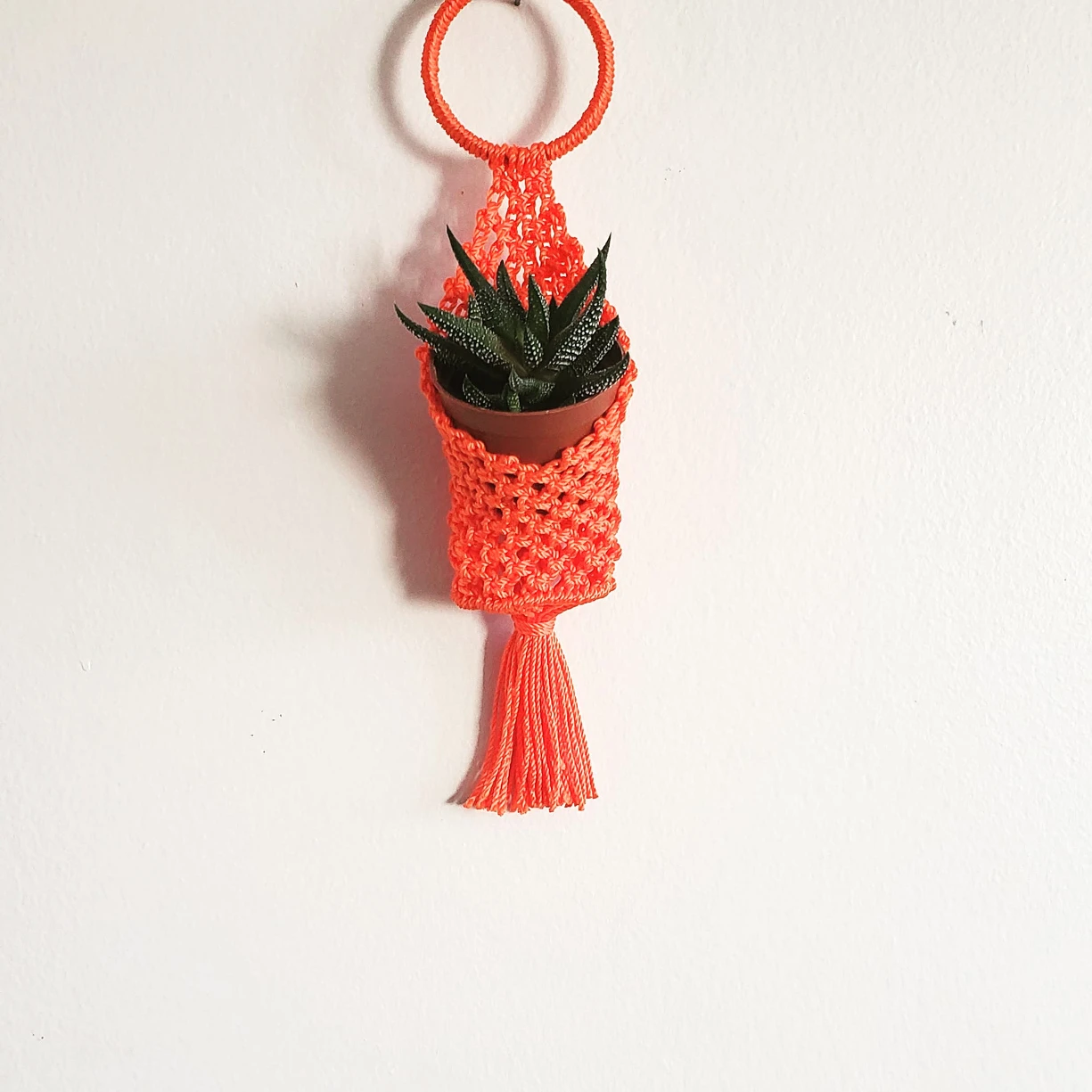 Hanging macrame