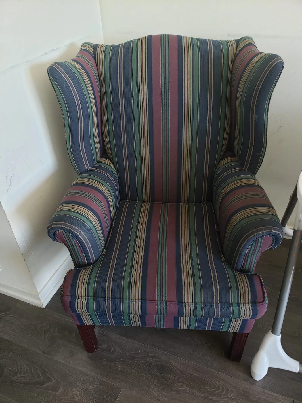 Wing arm Chair thumbnail