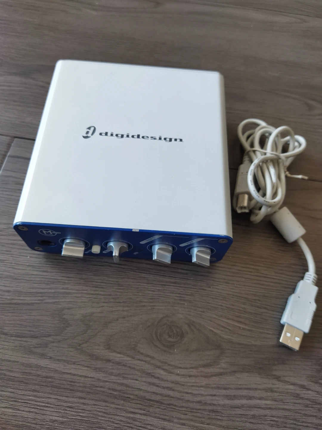 Mbox 2 mini Audio Interfacr - photo 2