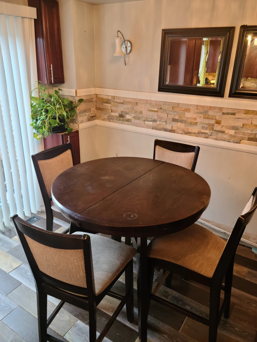 Dining room table