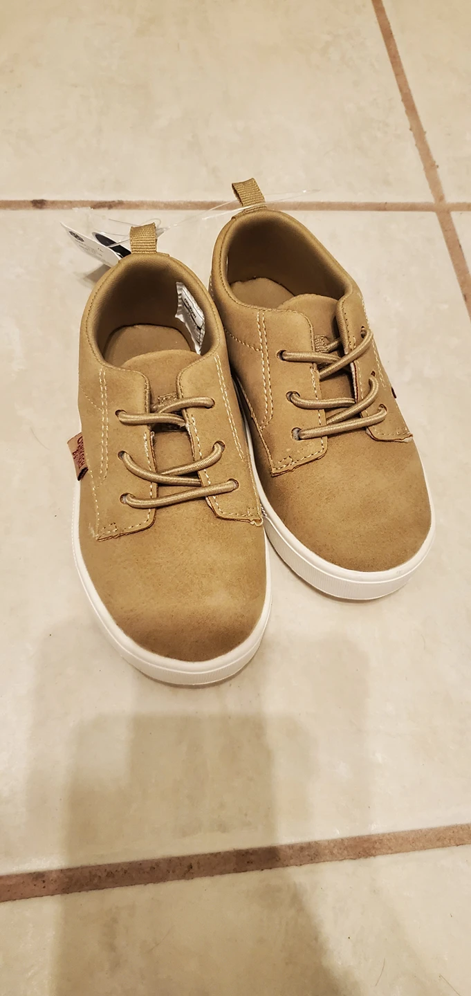Boy's shoes size 8, brand new