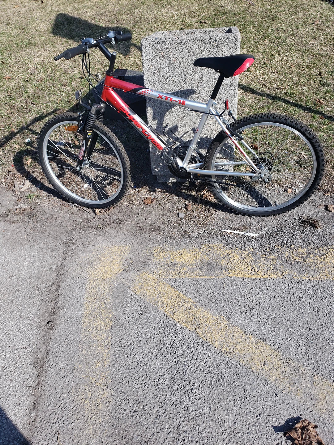 Amazing Mountain bike 24inch tires front suspension thumbnail