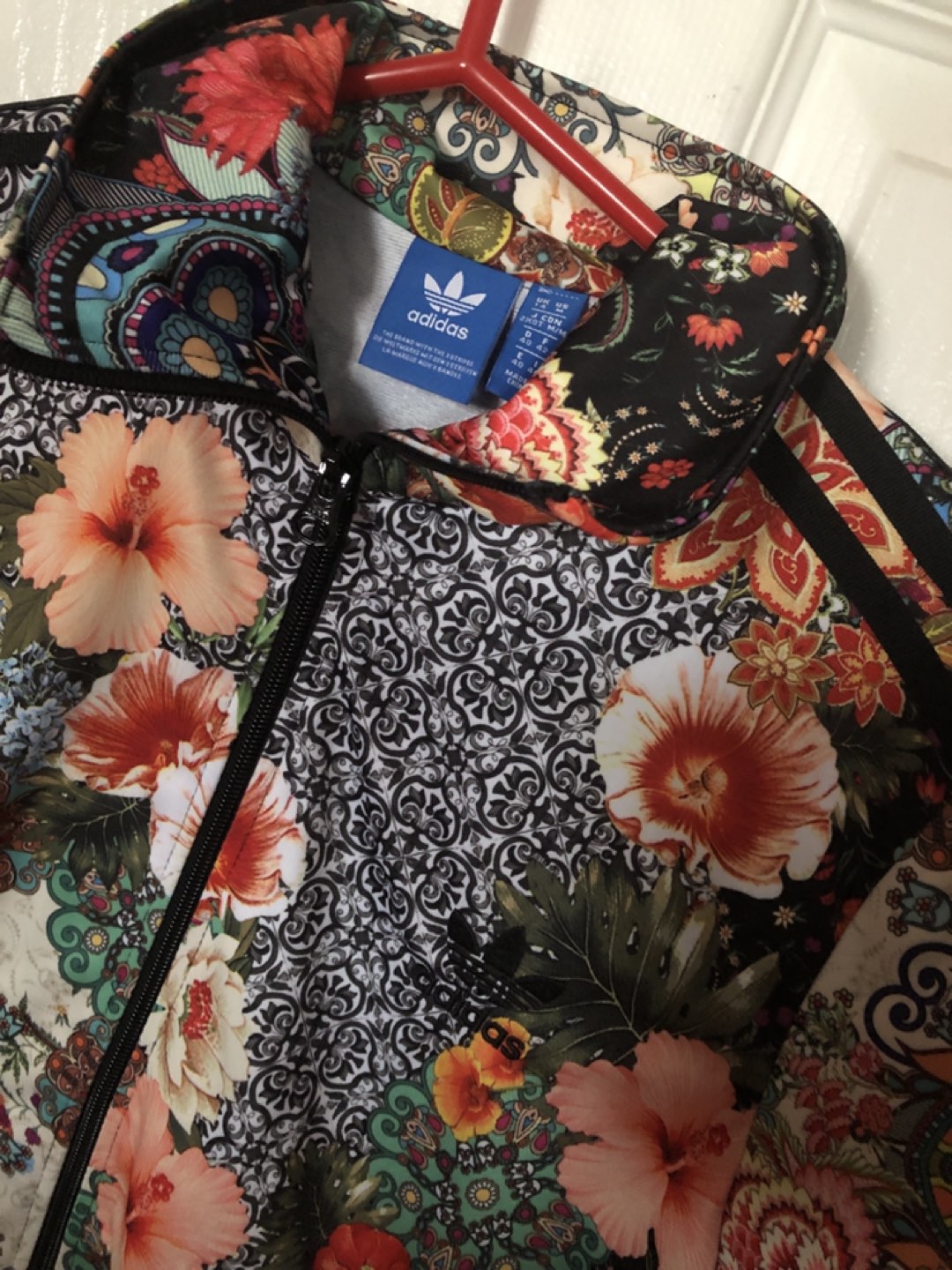 Adidas floral design zip up jacket - photo 3