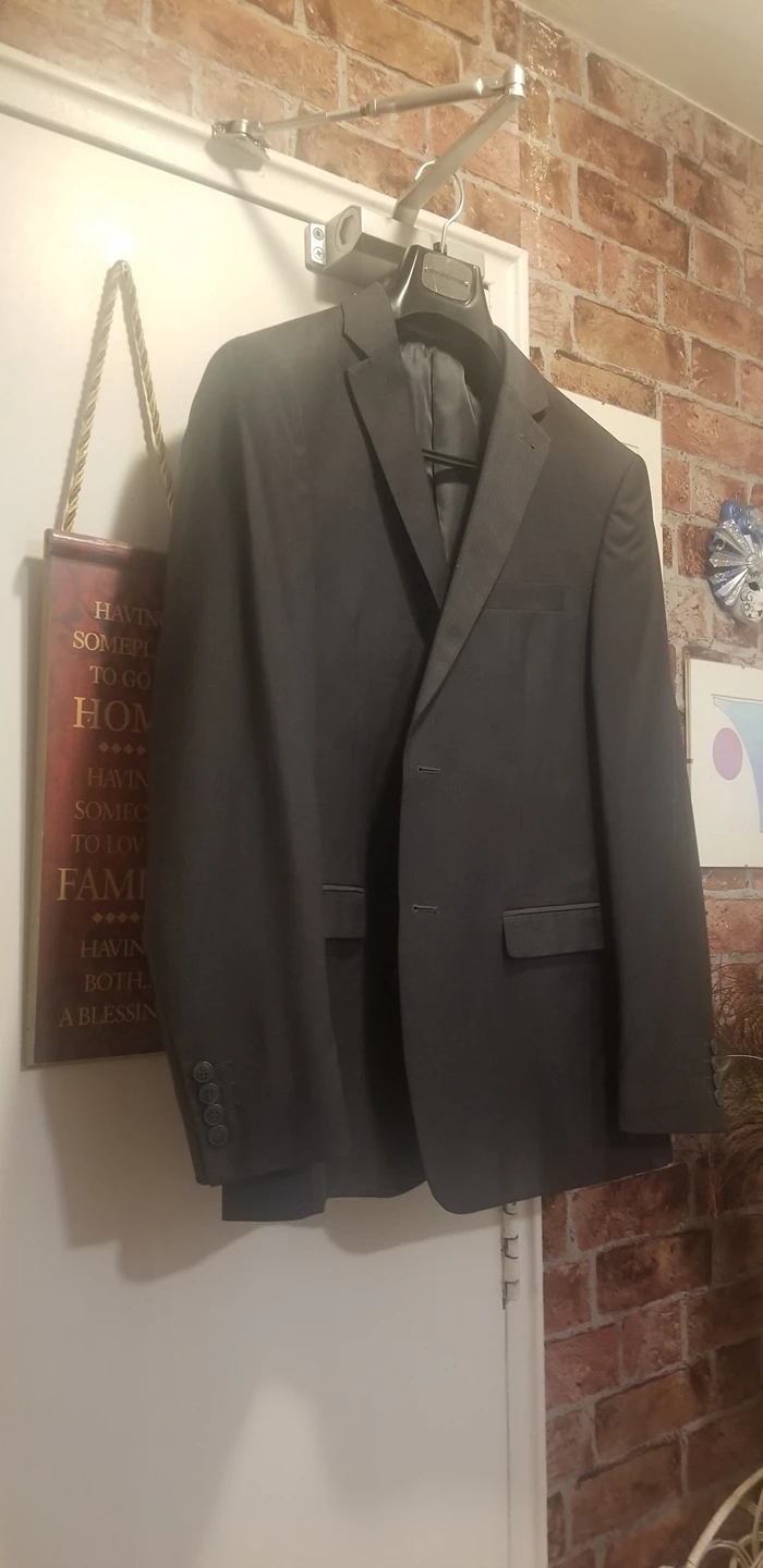suit thumbnail