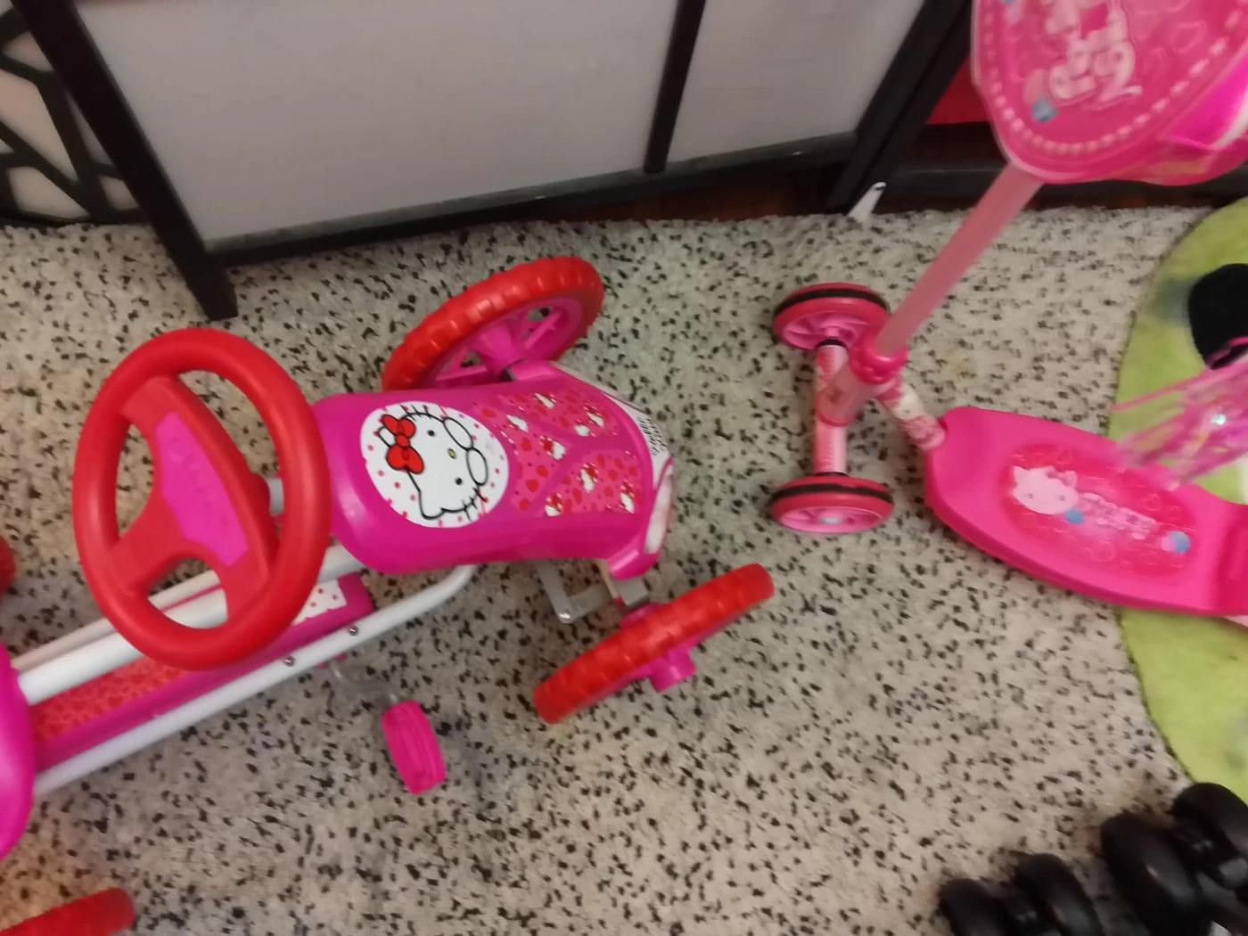 Hello kitty scooter plus, Hello Kitty go cart. - photo 3