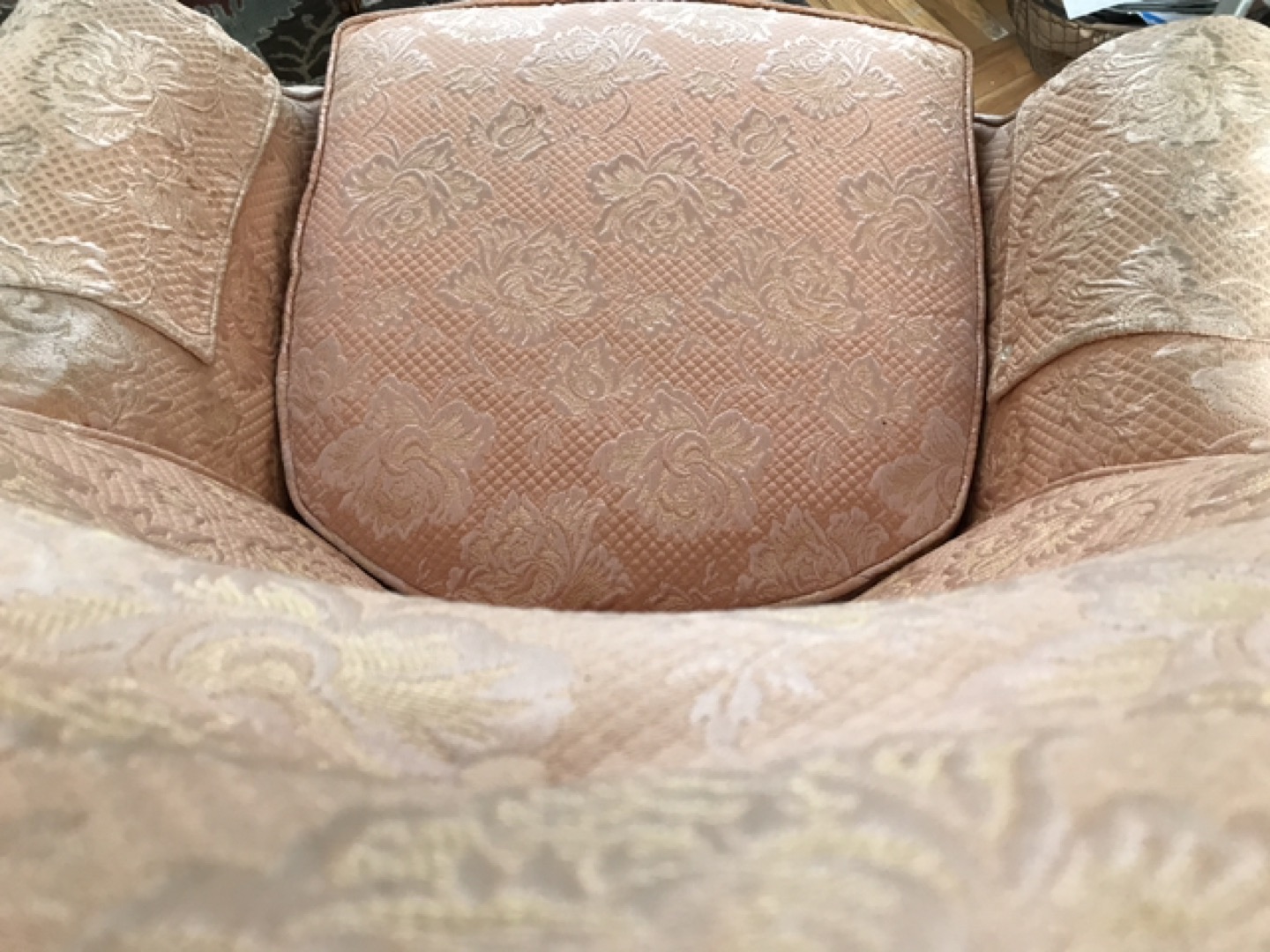Vintage Gramma Wingback Chair - photo 4