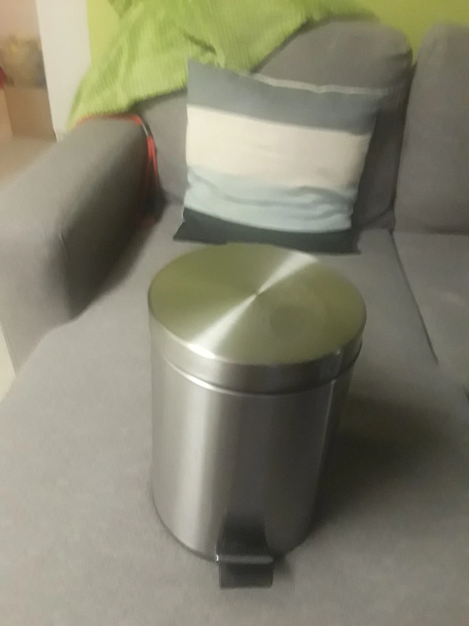 Stainless steel garbage bin thumbnail
