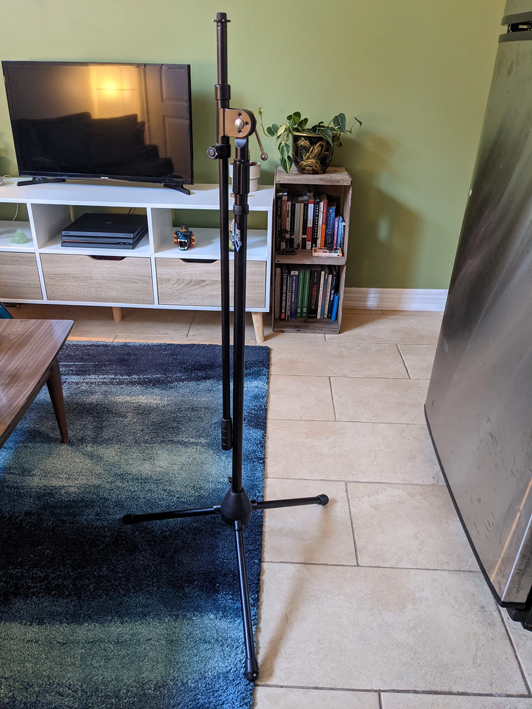 Apex Adjustable Microphone Boom Stand thumbnail