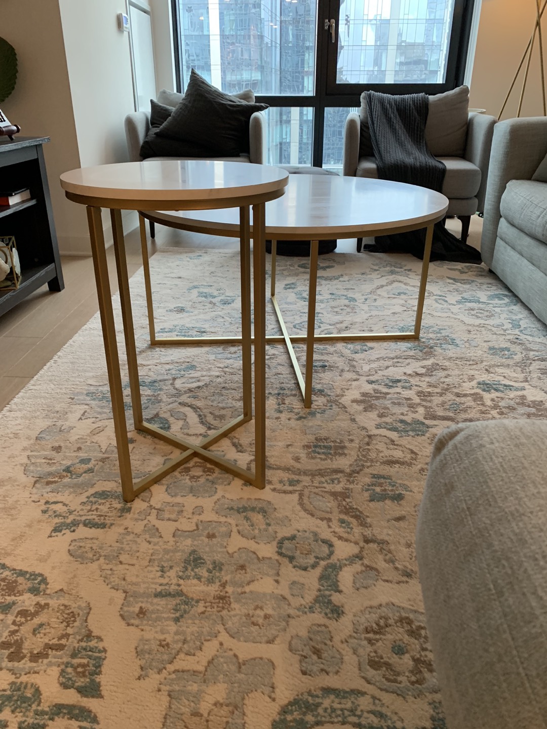 Coffee and side table  - photo 2
