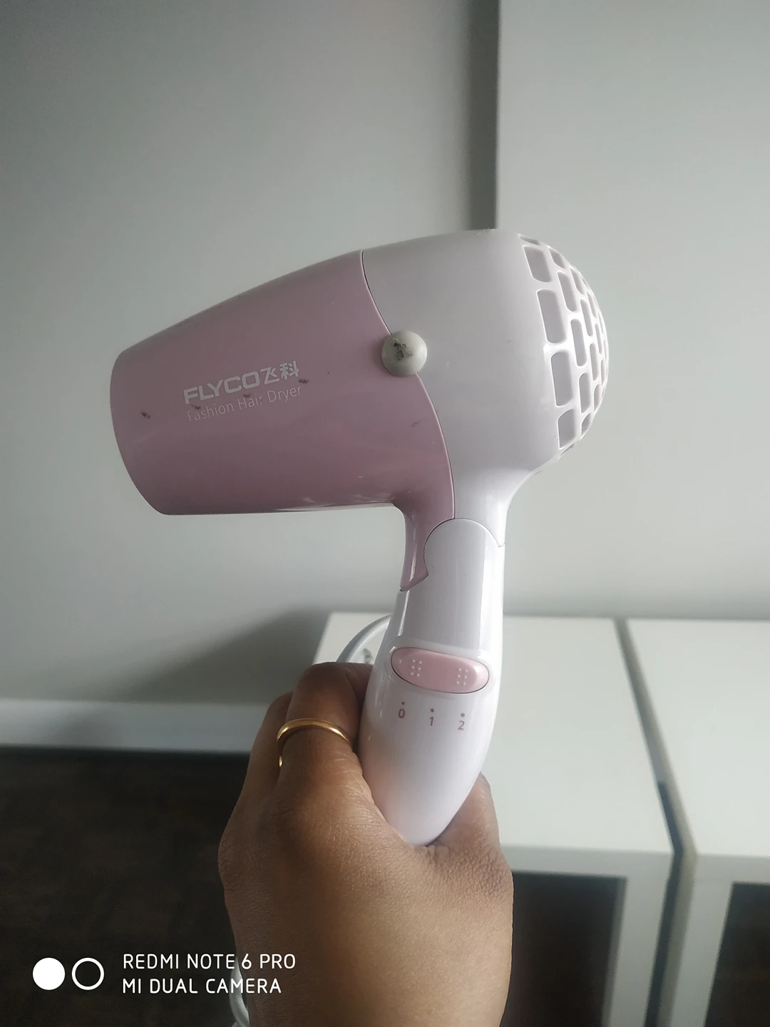 Hair dryer