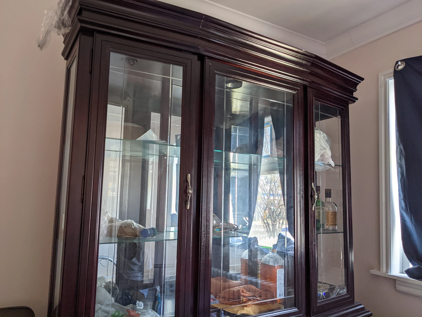 Hutch cabinet shelf moving sale - photo 5
