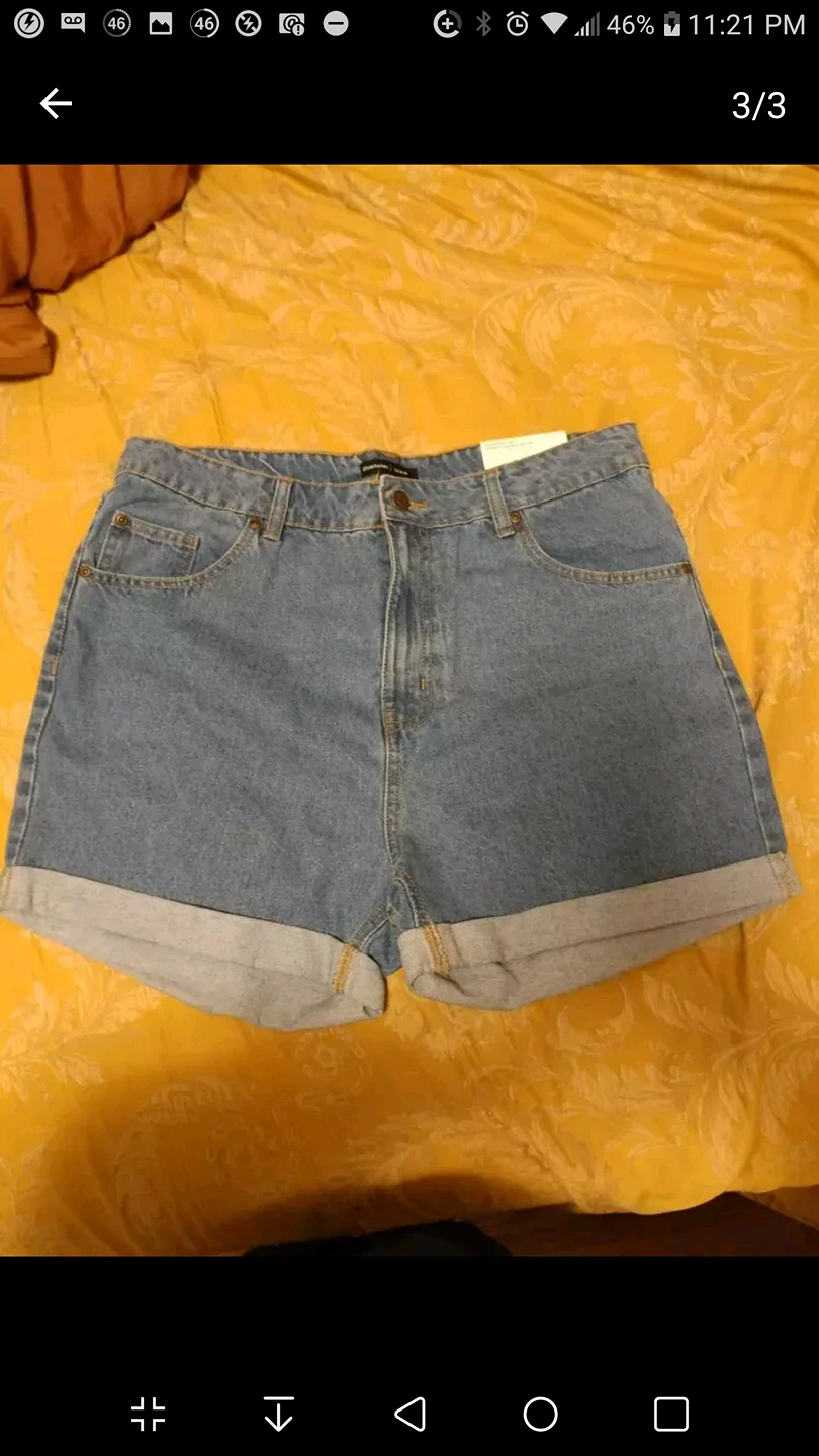 BNWT Bluenotes high waist mom's jeans shorts image indicator(2)