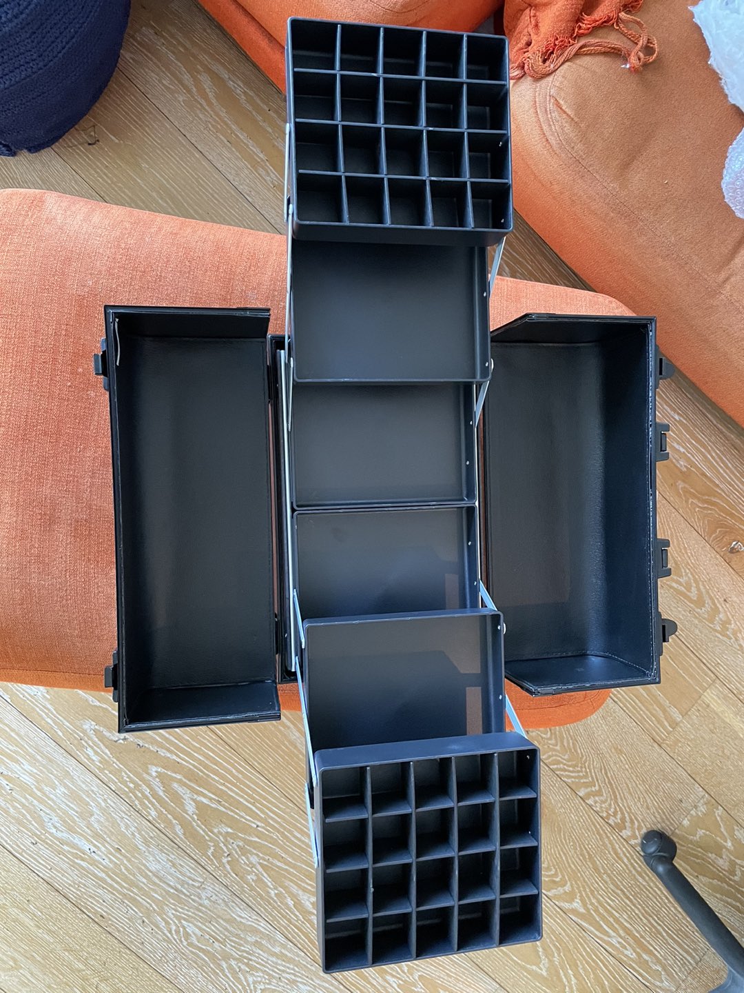 Brand new cosmetic case  - photo 5