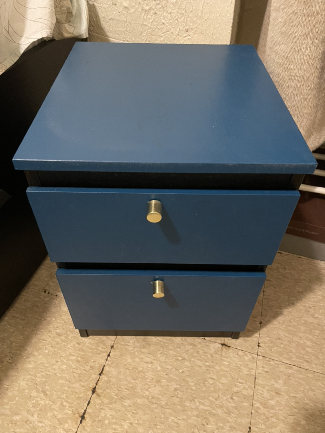 Drawer chest and side table - photo 5
