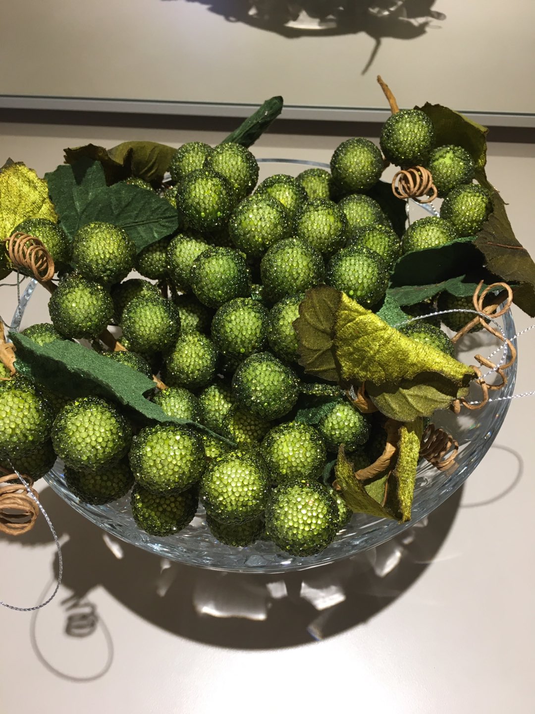 Ornament ( pretty glitter grapes with crystal bowl) thumbnail