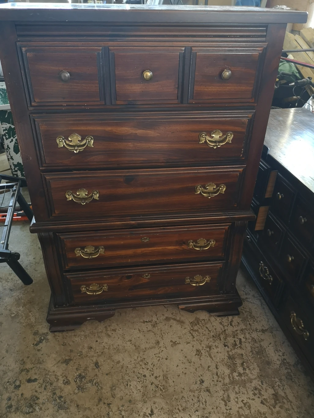 DRESSERS