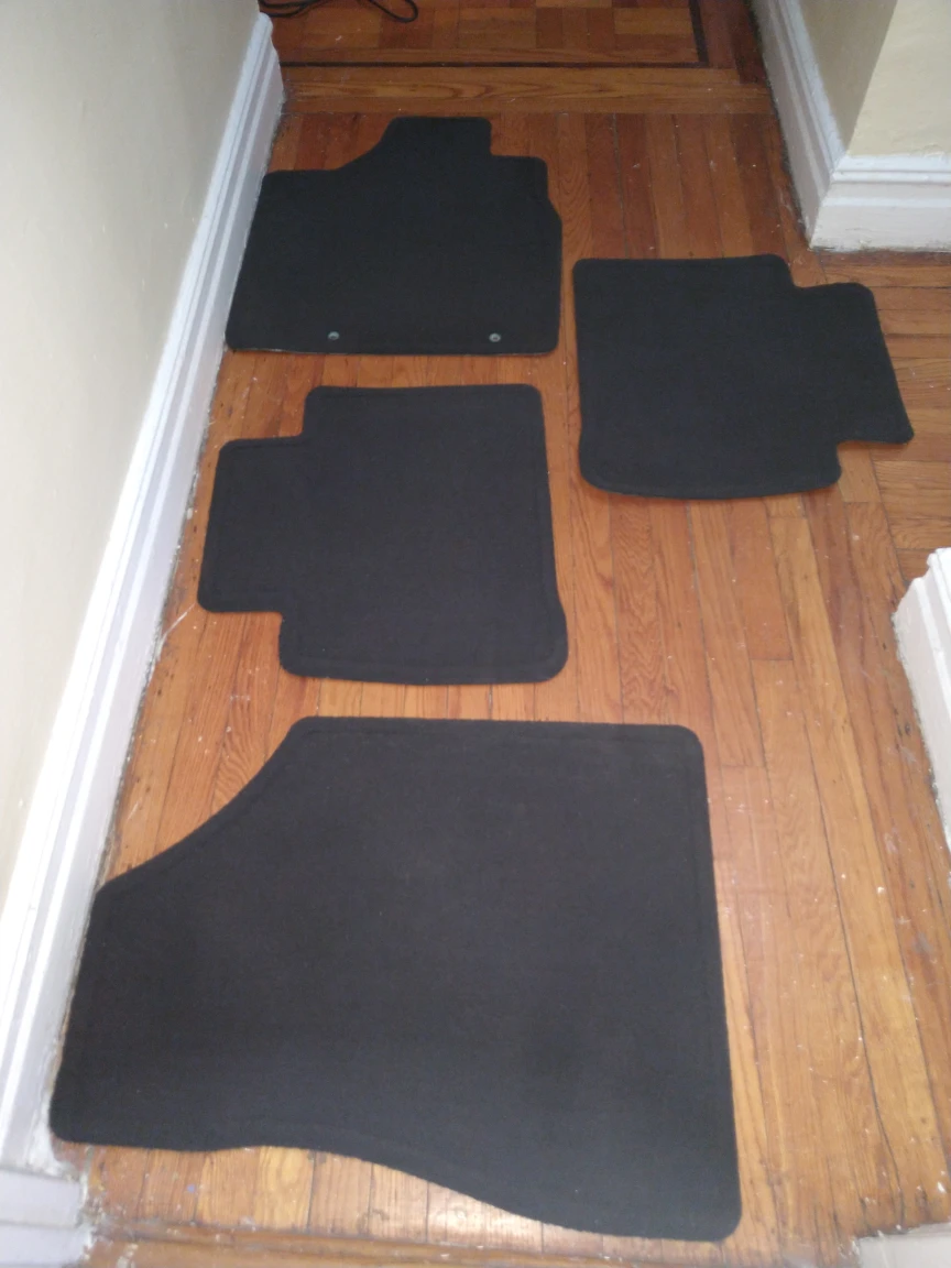 nissan murano 2002-2007 perfect car mats never used